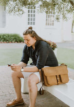 Load image into Gallery viewer, Frankie Satchel